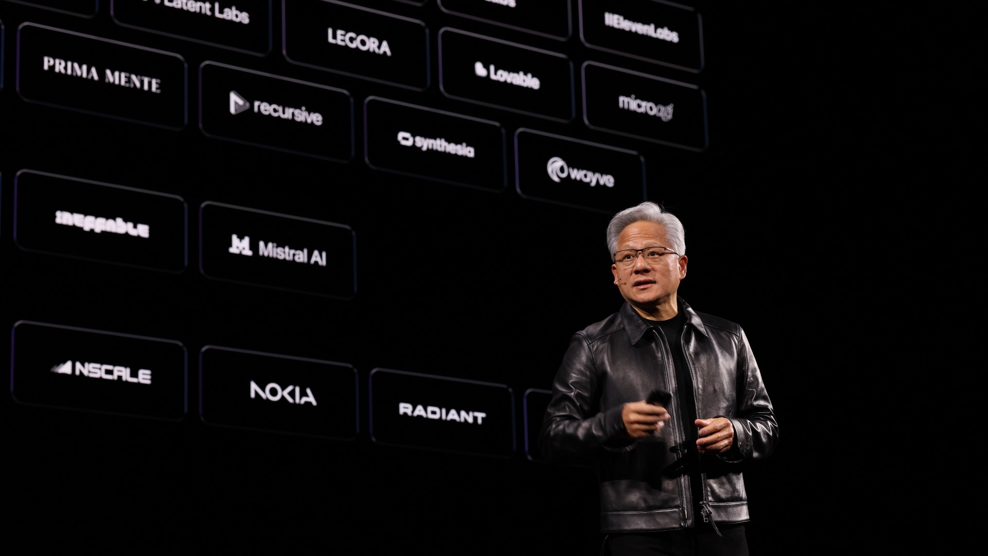 欧洲 AI，等来了黄仁勋